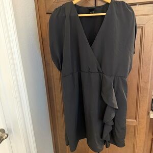 Elegant Black Garment by H&M